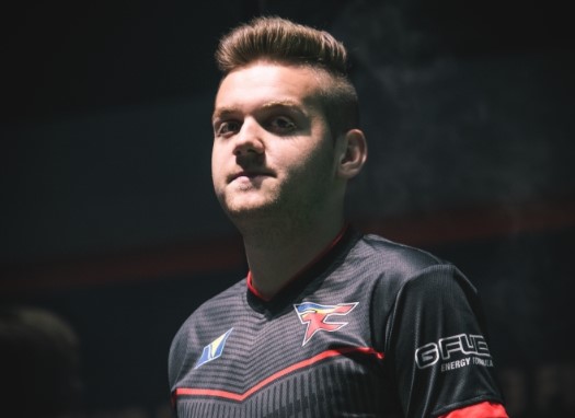 Gla1ve正式加入 100 Thieves 担任主教练