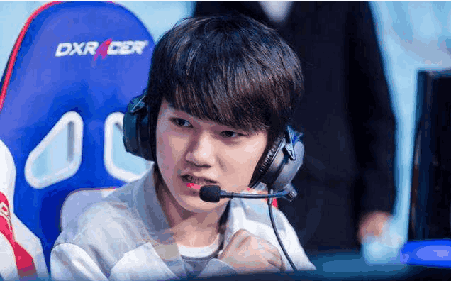 LNG官博更新：对阵IGY赛场返图